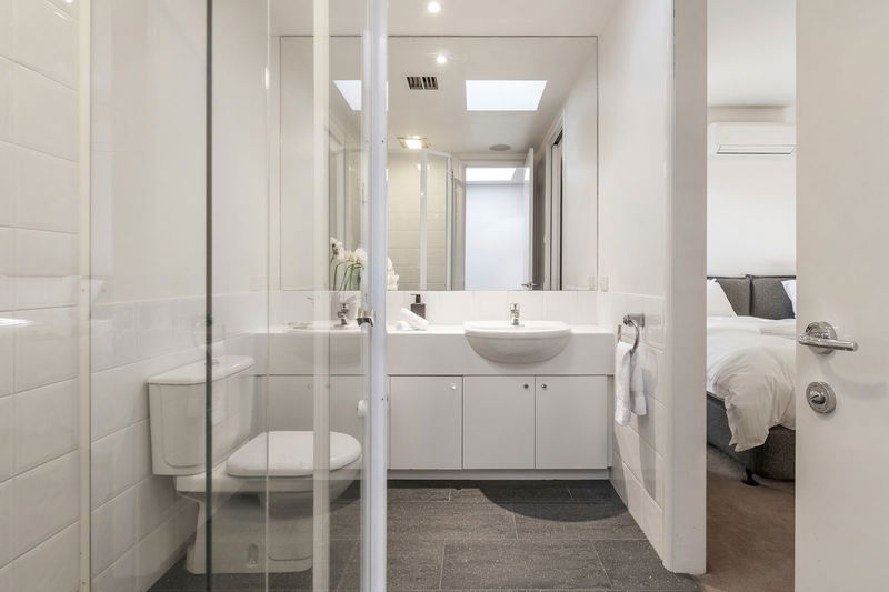 The Ivy (With Car Parking)