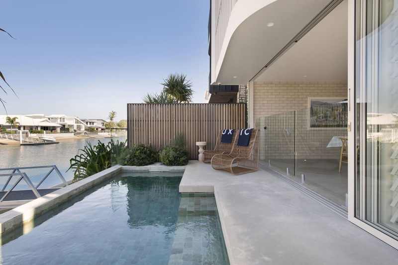 The Marlin (Walk to Beach)