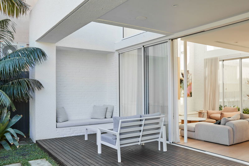 Bondi Pure Bliss (Walk to Beach)