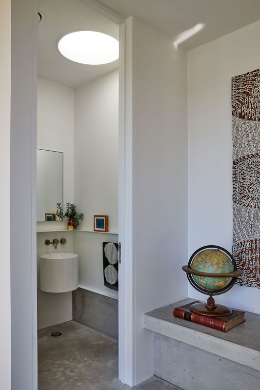 Saha Balmain Luxe (Heated Pool)