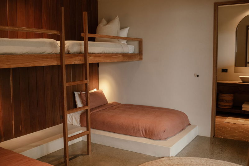 Damia (Pet Friendly)