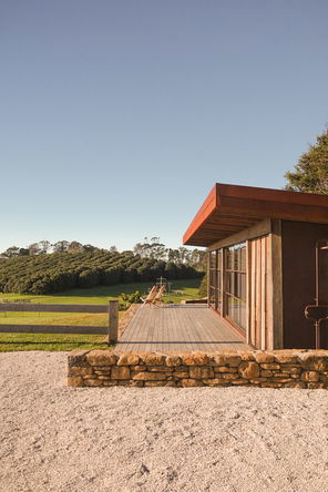 Damia (Pet Friendly)