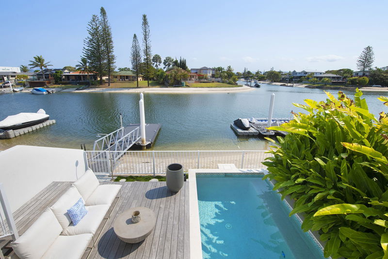 Seaside Serenity (Heated Pool)