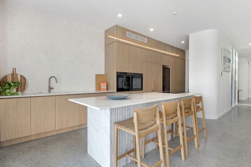 Seaside Serenity (Heated Pool)