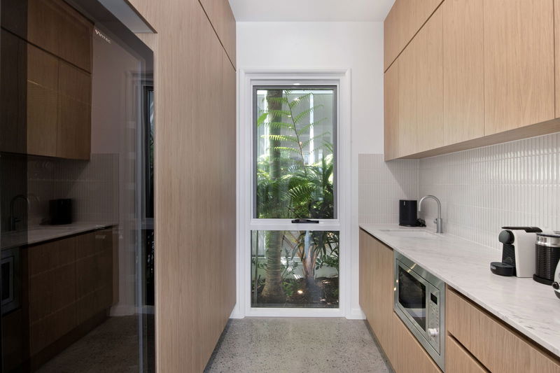 Seaside Serenity (Heated Pool)