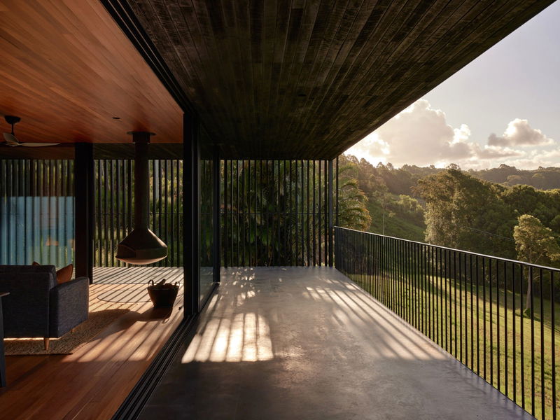 Federal House (With Pool)