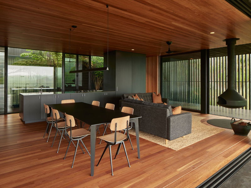 Federal House (With Pool)