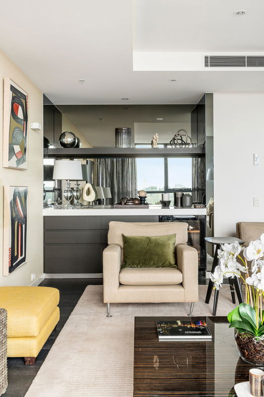 Yarra View (With Car Parking)