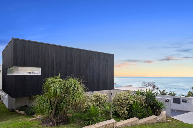 Bluewater at Forresters (w/ heated rooftop spa)