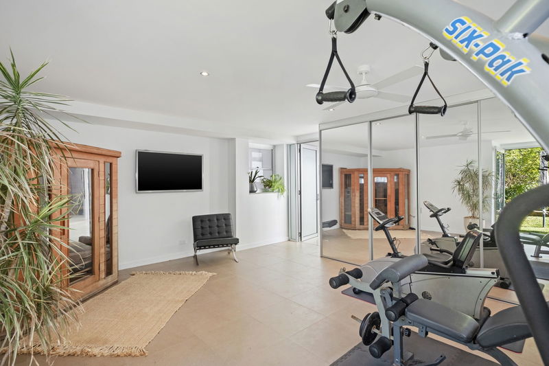 Bluewater at Forresters (w/ heated rooftop spa)