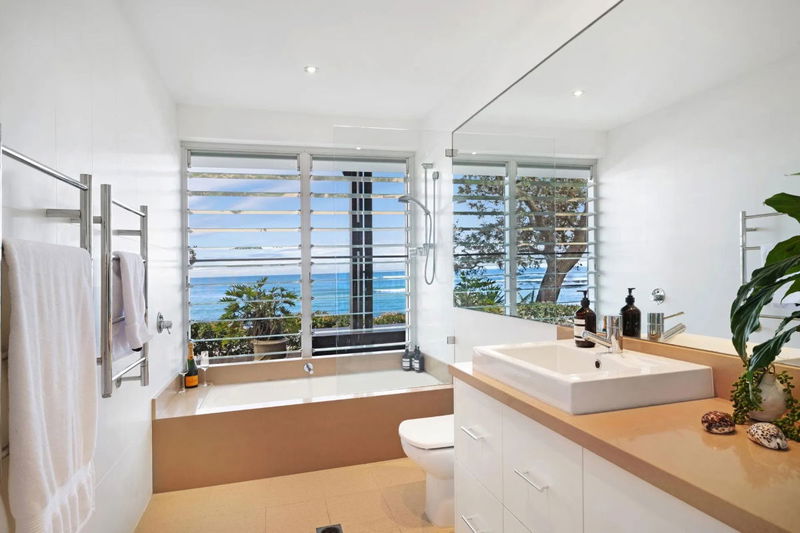 Alaya at Toowoon Bay (On the beach)