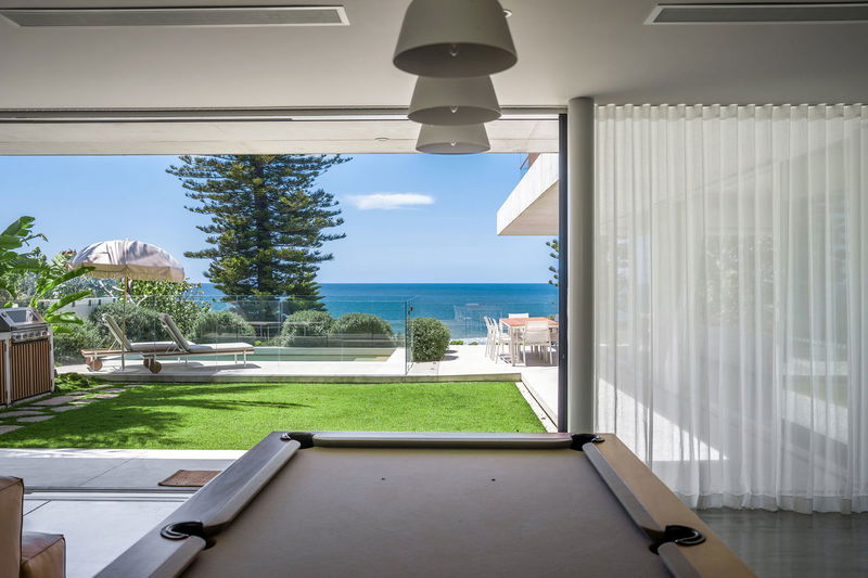 Caba Beach House (Walk to Beach)