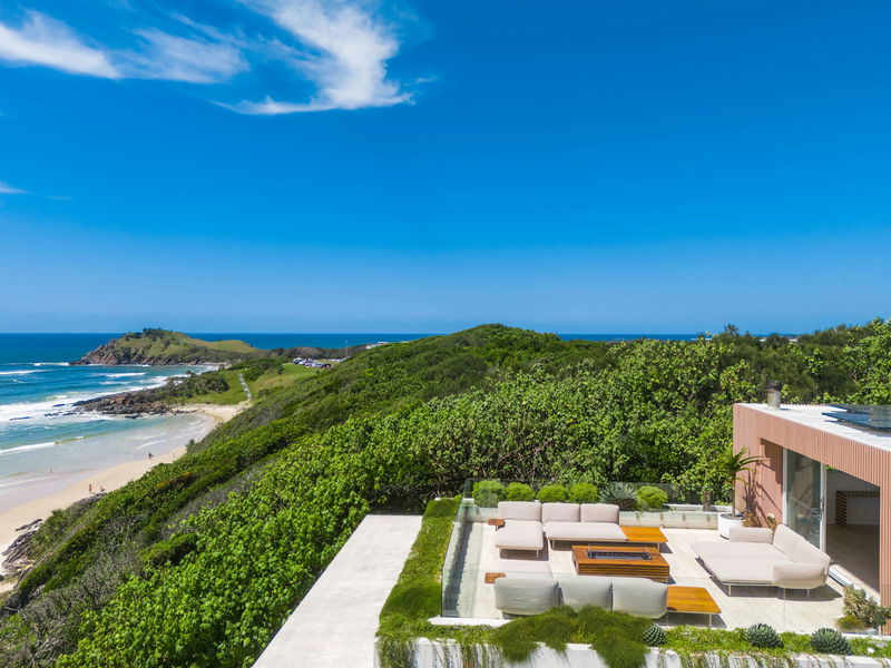 Caba Beach House (Walk to Beach)