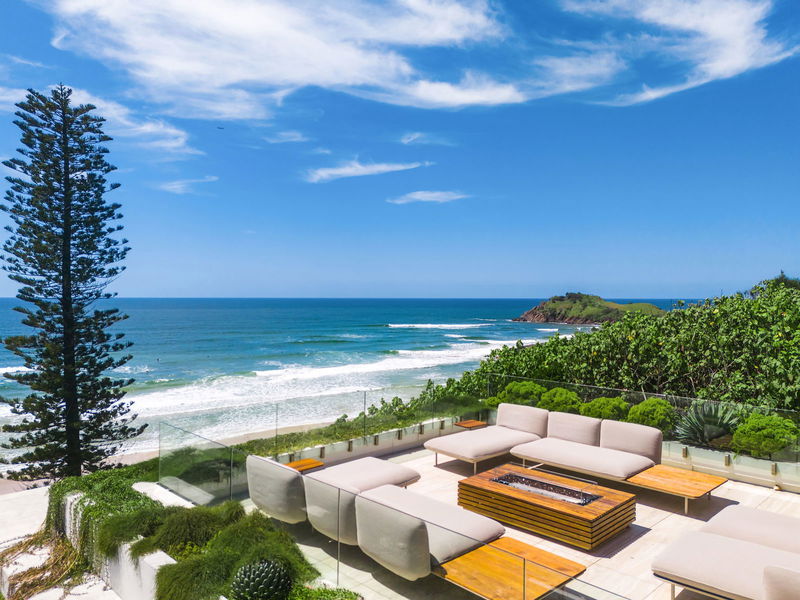 Caba Beach House (Walk to Beach)