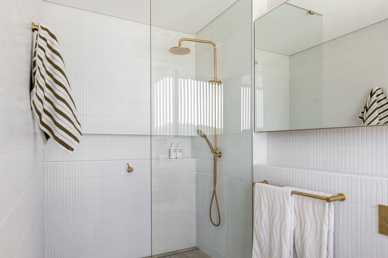 Caba Beach House (Walk to Beach)