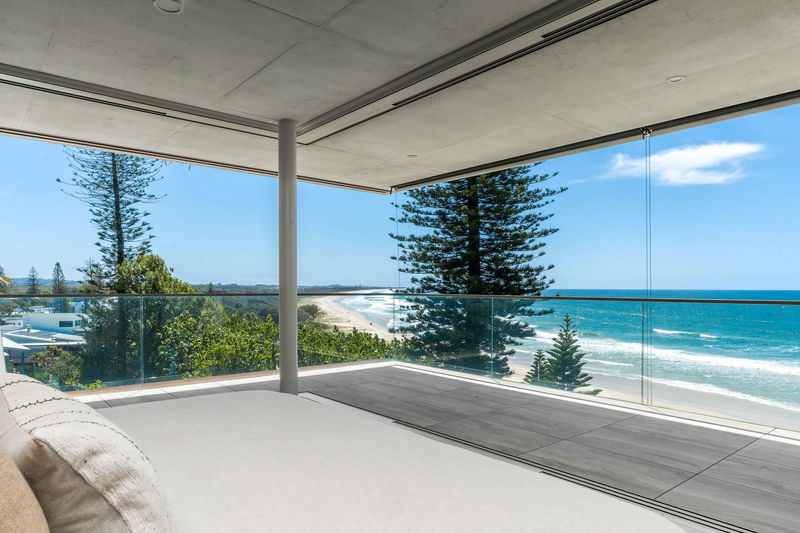 Caba Beach House (Walk to Beach)