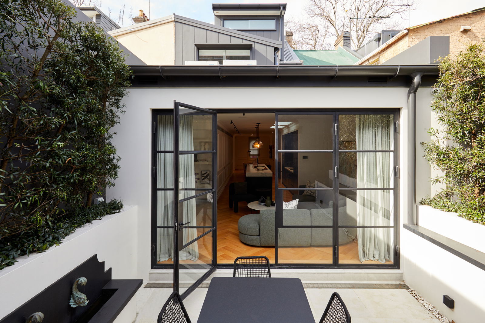 Bourke Surry Hills (The Surry Luxe)