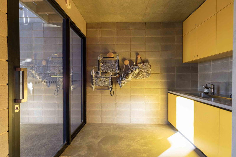 42 Byron (Walk to Beach)