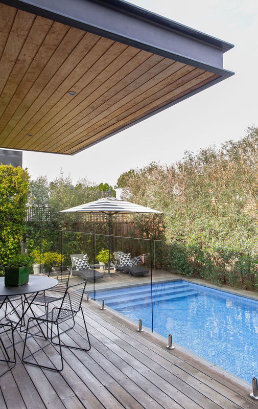 Kellenera (With Heated Pool and Car Parking)