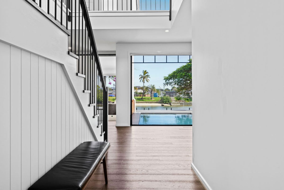 Allambi Broadbeach Waters (Allambi Broadbeach)