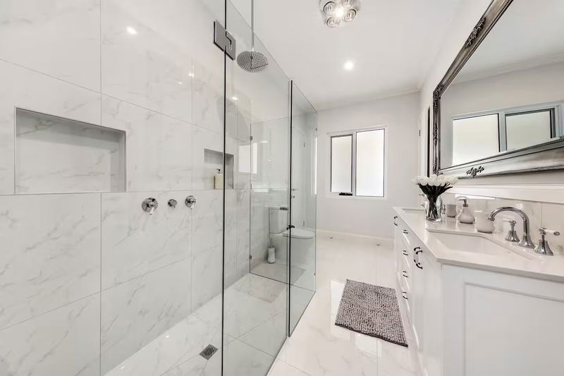 South Hampton - The Residence (With Stunning Views)