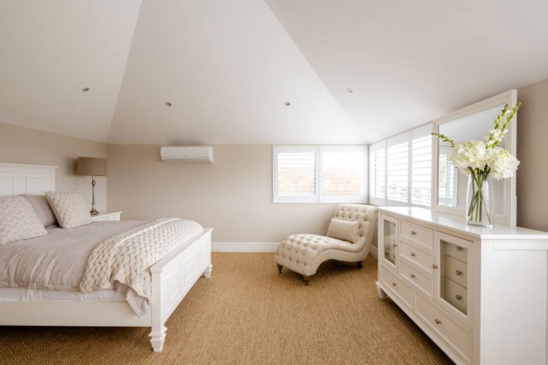 South Hampton - The Cottage (With Stunning Views)