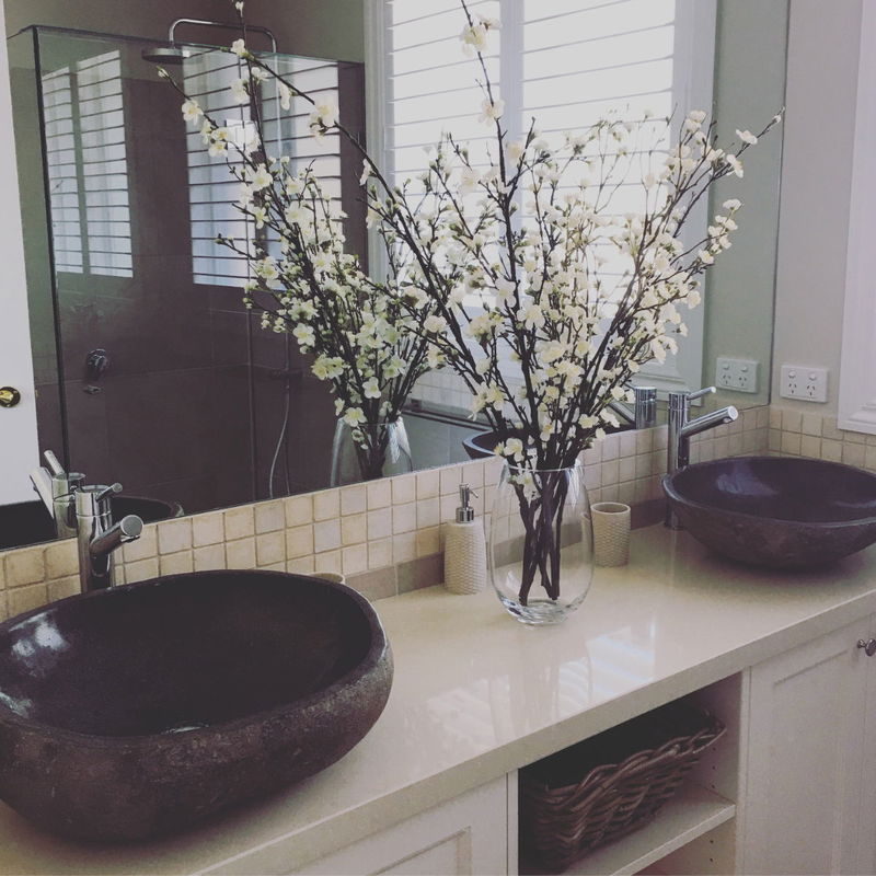 South Hampton - The Cottage (With Stunning Views)