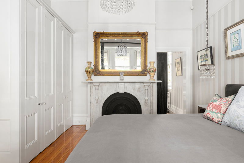 St Kilda West Beach (Walk to the beach)