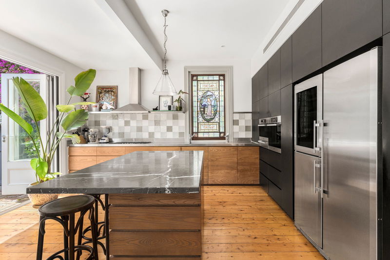 St Kilda West Beach (Walk to the beach)