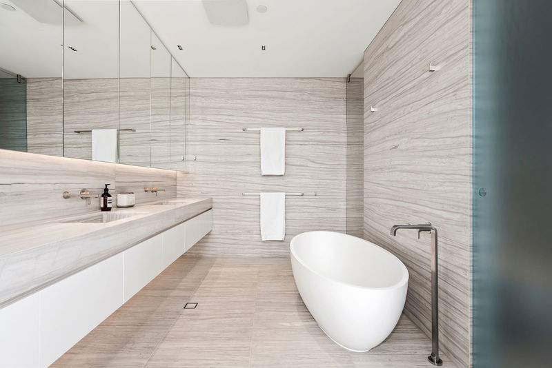 Brisbane Skyhome (With City Views)