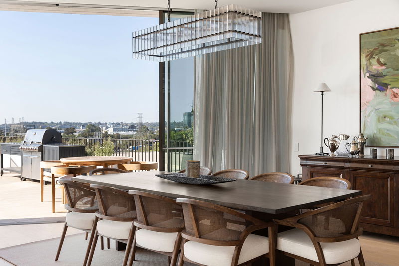 Como Penthouse (Melbourne skyline and river views)