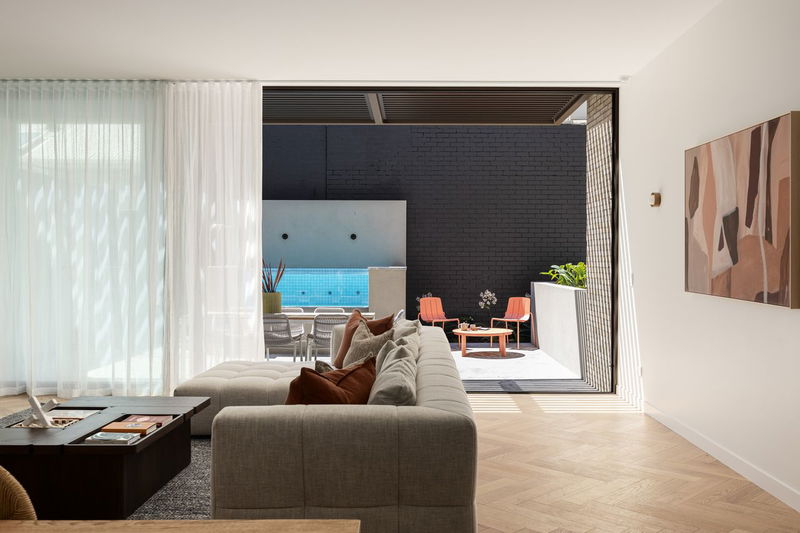 Urban Luxe Loft with pool