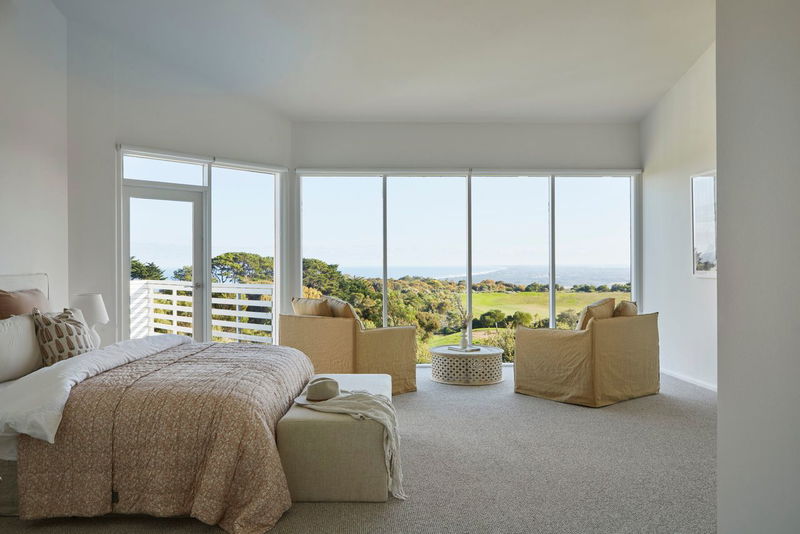 The Cape Retreat (Stunning views)