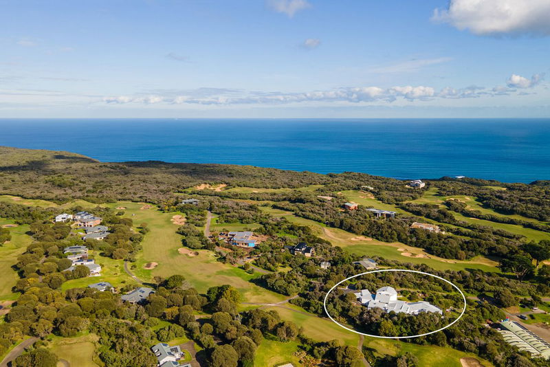 The Cape Retreat (Stunning views)