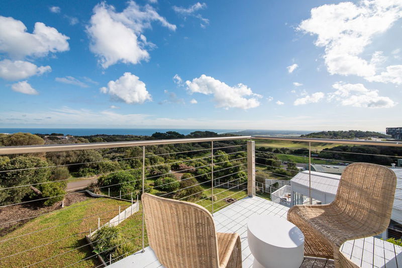 The Cape Retreat (Stunning views)