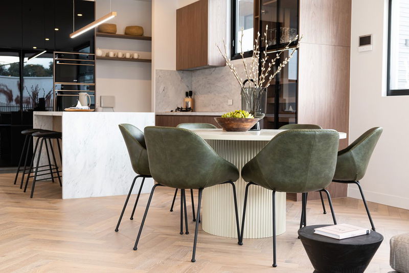 The Grandstand (Walking access to MCG)