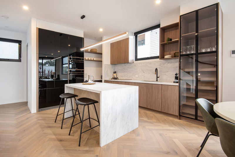 The Grandstand (Walking access to MCG)