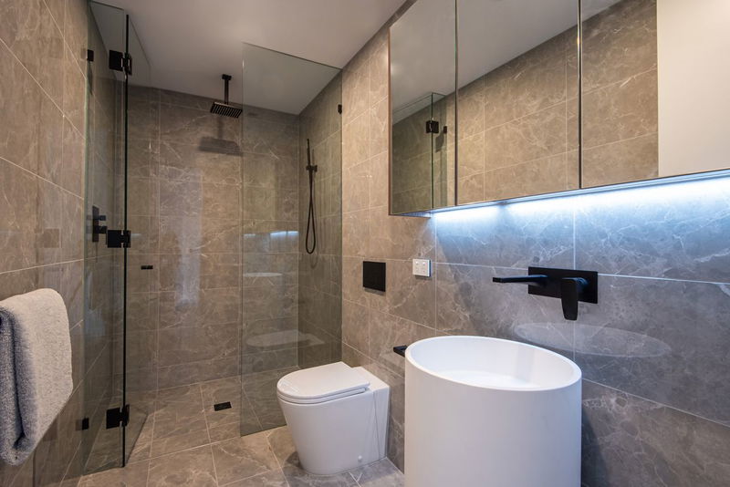 The Grandstand (Walking access to MCG)