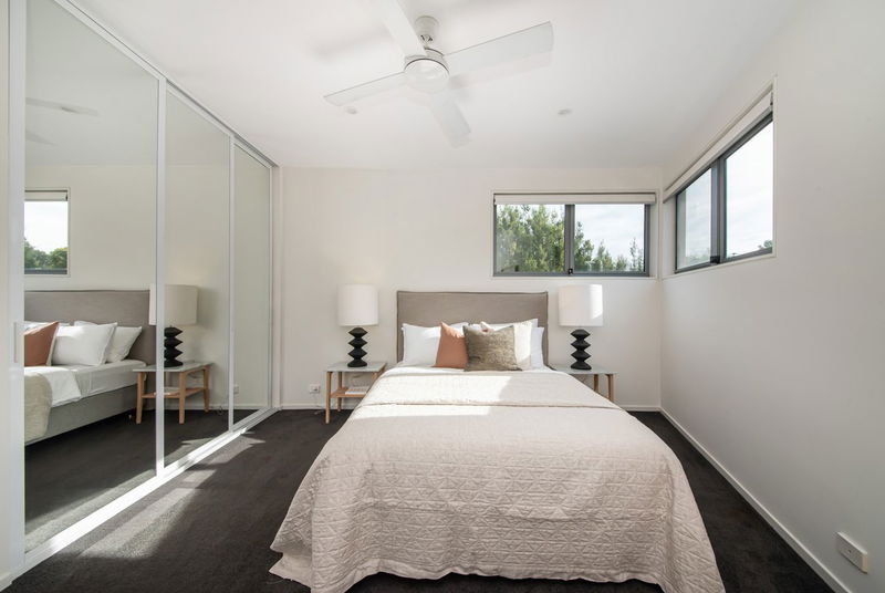 Seabreeze Haven (Walk to the beach)