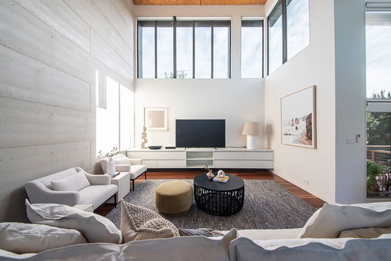 Seabreeze Haven (Walk to the beach)