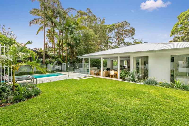 Coastal Chill (With Pool)