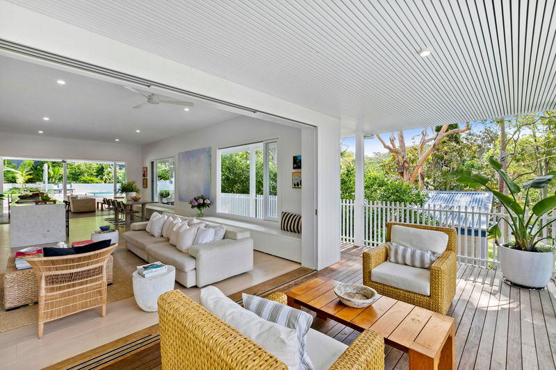 Coastal Chill (With Pool)