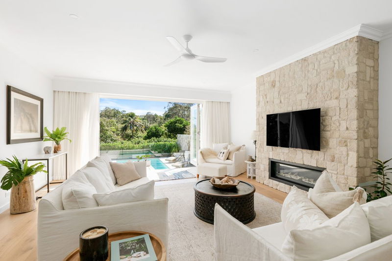 The Entertainer (Stunning pool and views)