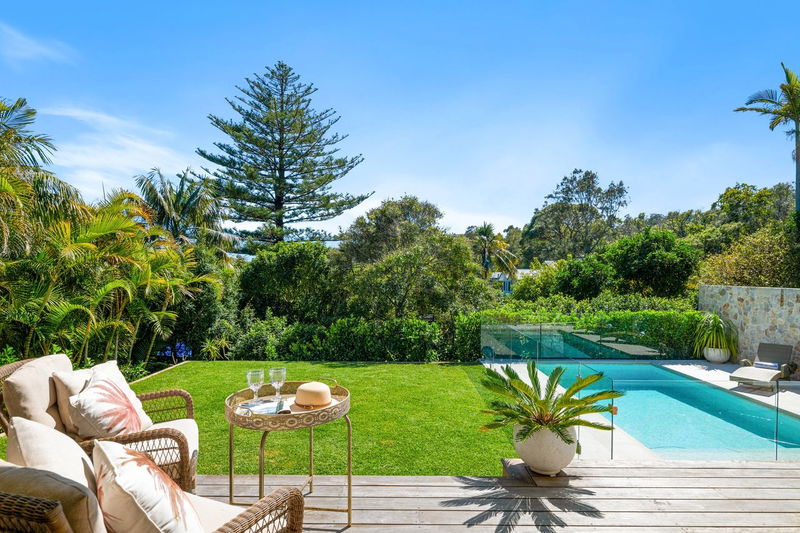 The Entertainer (Stunning pool and views)