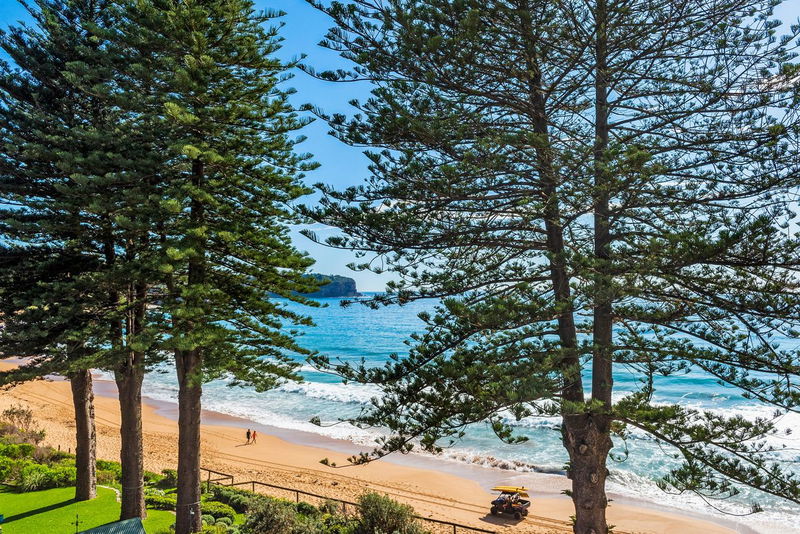 The Black Shack (Stunning ocean views)