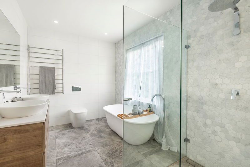 Whaley Surf Shack (Stunning ocean views)