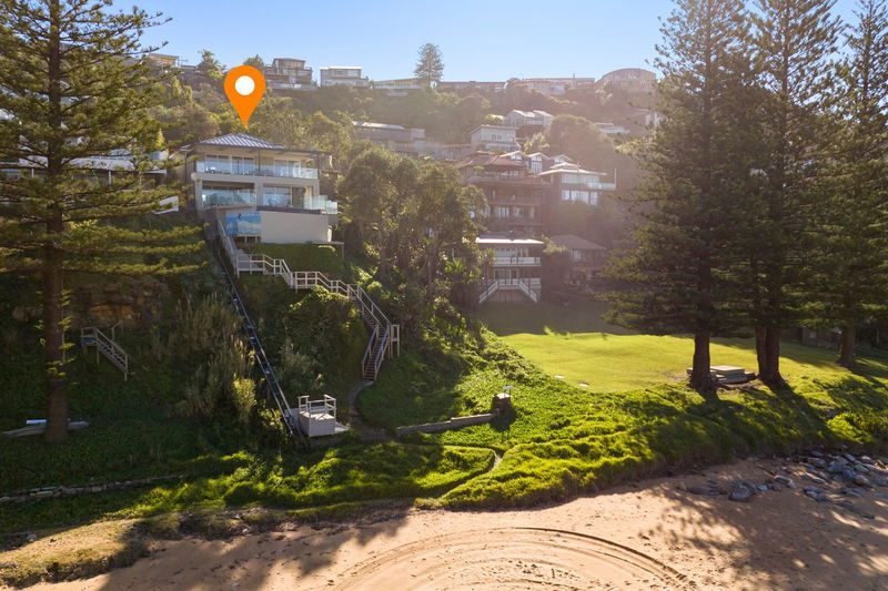 Whaley Surf Shack (Stunning ocean views)