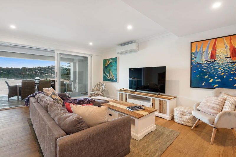 Whaley Surf Shack (Stunning ocean views)