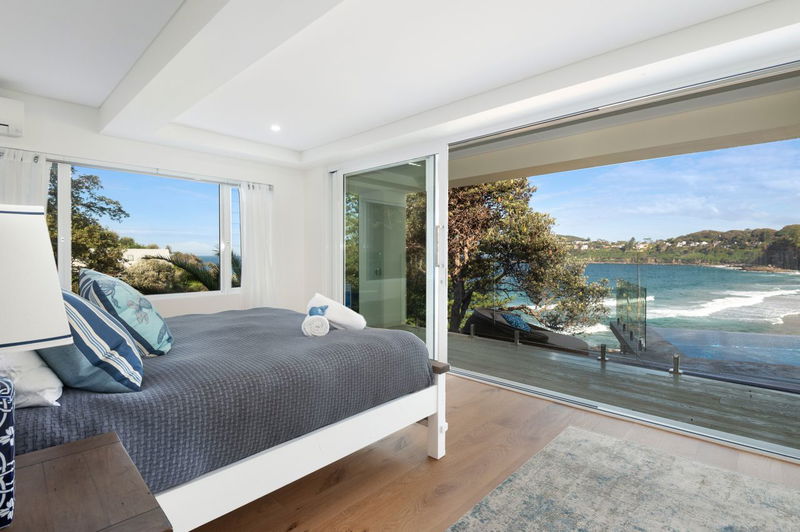 Whaley Surf Shack (Stunning ocean views)