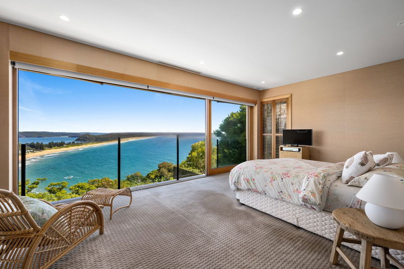 Suncatcher - Pool with stunning ocean views